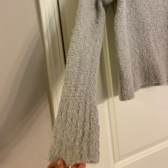 𝅺BANANA Republic Woman Gray Thick Knit Wool Sweater Size XL - Picture 2 of 8